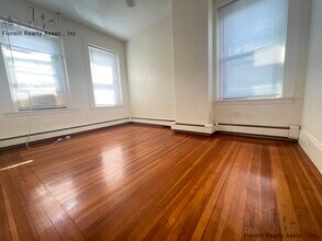 344 Hanover St in Boston, MA - Building Photo - Building Photo