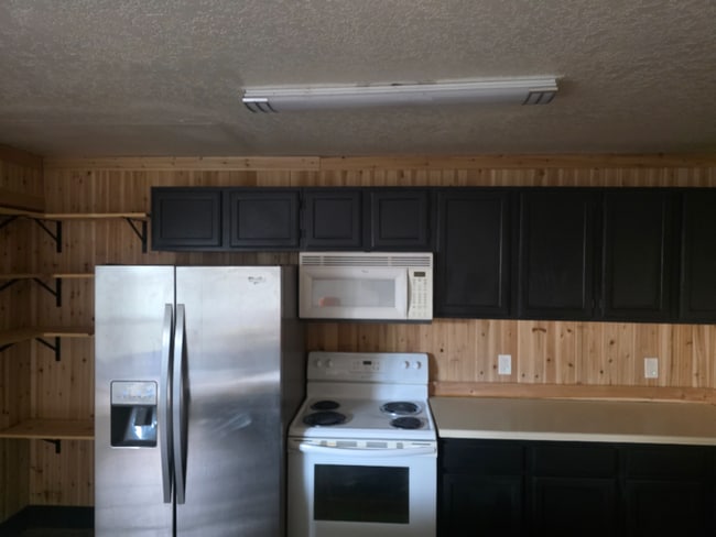 1327 Eastgate Dr in Norman, OK - Foto de edificio - Building Photo