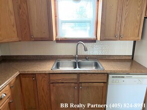 1224 S Atlanta Pl in Tulsa, OK - Building Photo - Building Photo