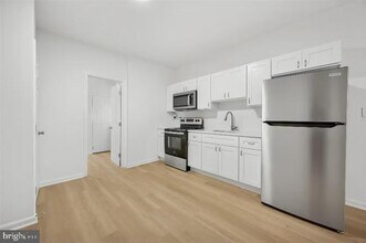320 N Robinson St in Philadelphia, PA - Building Photo - Building Photo