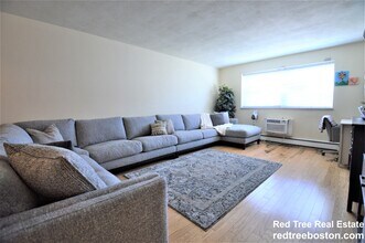 5050 Washington St, Unit 450 in Boston, MA - Building Photo - Building Photo