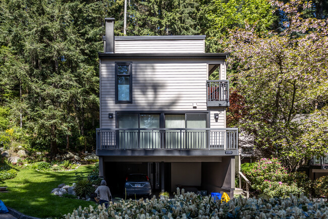 Heritage in the Woods in North Vancouver, BC - Building Photo - Building Photo