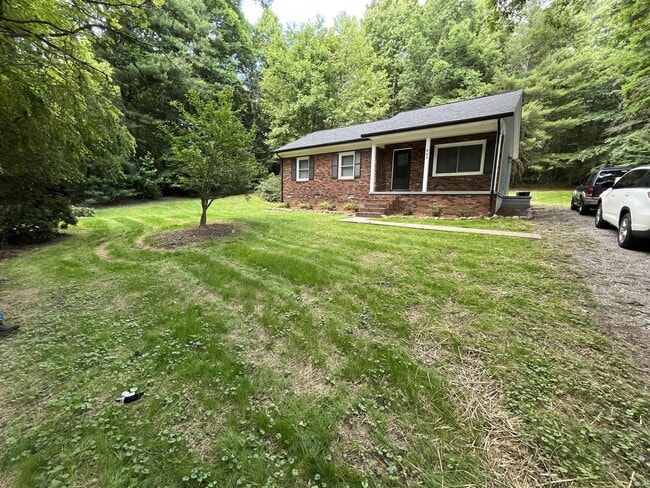 property at 174 Butternut Rd