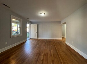 321 Jefferson Ave in Colonial Heights, VA - Building Photo - Building Photo