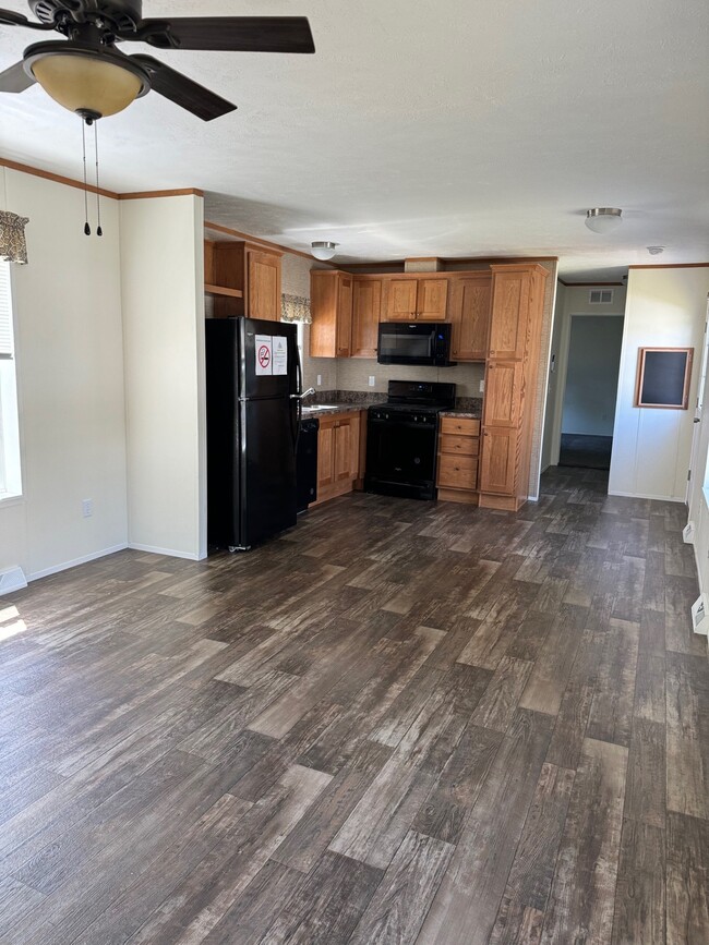 115 Terrace Ct in Halfmoon, NY - Building Photo - Building Photo