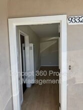 9332 Elm Vista Dr in Downey, CA - Foto de edificio - Building Photo
