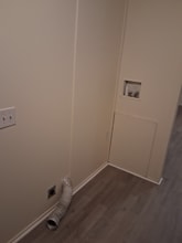 300 W Rabbit Cove Rd in Quinlan, TX - Foto de edificio - Building Photo