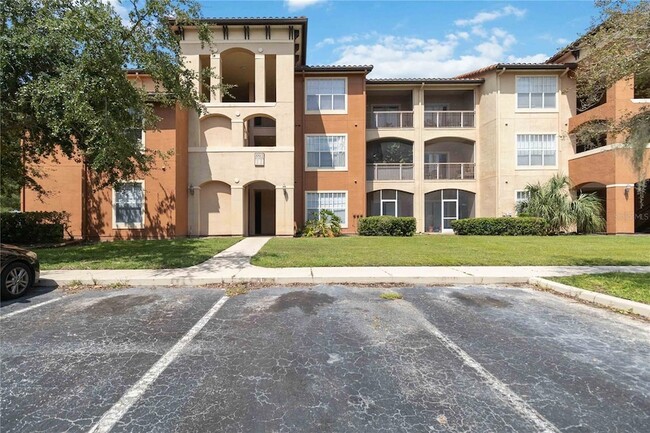 5512 Metrowest Blvd, Unit 203 in Orlando, FL - Building Photo - Building Photo