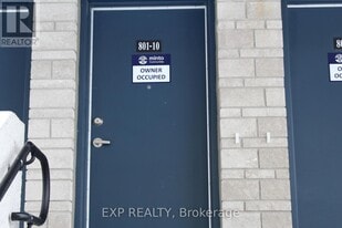 801 Glenroy Gilbert Dr in Ottawa, ON - Building Photo