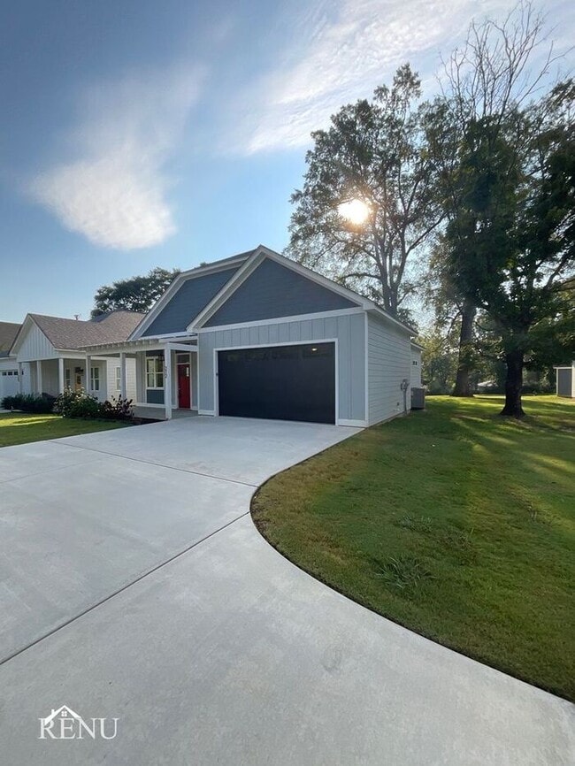 212 McBrien Rd in Chattanooga, TN - Building Photo - Building Photo