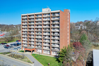 West View Towers in Pittsburgh, PA - Building Photo - Primary Photo