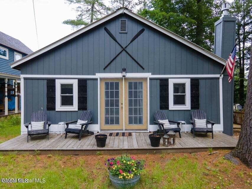 123 Circle Dr in Northville, NY - Building Photo