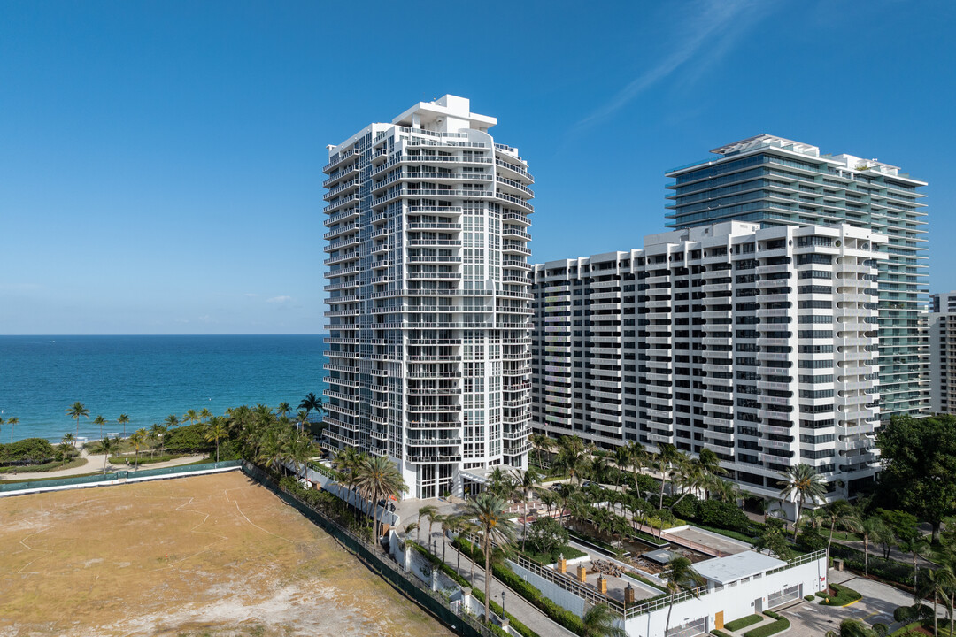 Bellini in Bal Harbour, FL - Foto de edificio