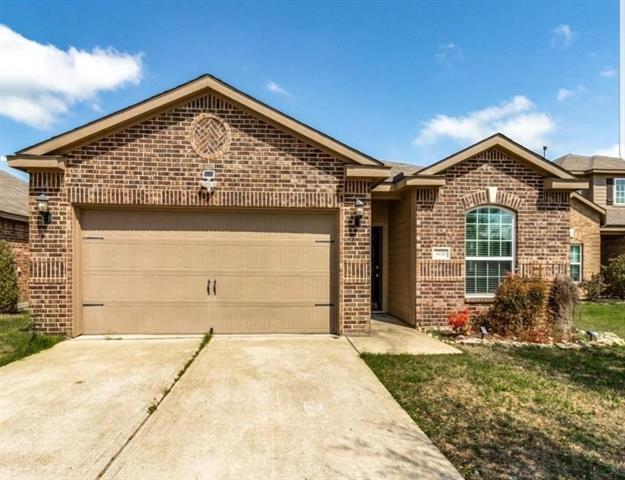 4050 Elderberry St in Forney, TX - Building Photo