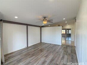 91-1058-1058 Hanaloa St in Ewa Beach, HI - Building Photo - Building Photo