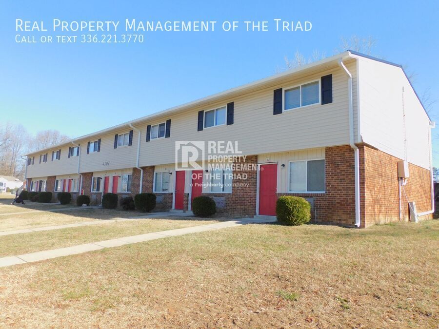 4302 Parker St in Greensboro, NC - Building Photo