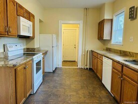 22 Cozzens Ave, Unit 1-1 in Highland Falls, NY - Building Photo