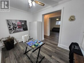 8269 Willoughby Dr in Niagara Falls, ON - Building Photo - Building Photo