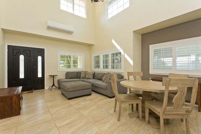 4162 Puu Panini Ave in Honolulu, HI - Building Photo - Building Photo