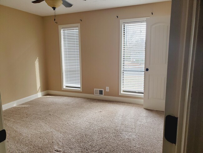 502 Tomahawk Trail in Woodstock, GA - Building Photo - Building Photo