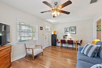 918 27th St N in St. Petersburg, FL - Building Photo - Building Photo