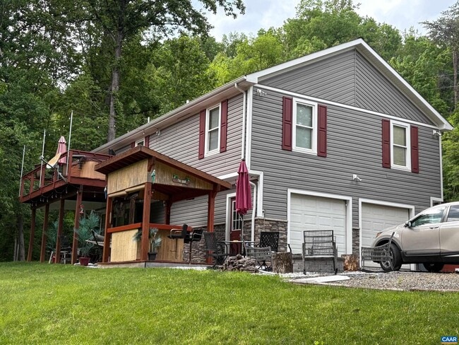 949 Greene Acres Rd S in Stanardsville, VA - Building Photo - Building Photo