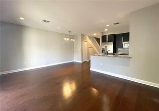 19 SE 3rd Ave in Hallandale Beach, FL - Building Photo - Building Photo