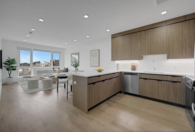 8404 4th Ave in North Bergen, NJ - Building Photo - Building Photo