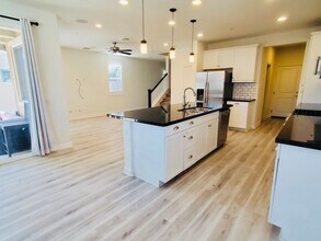 33893 Cansler Way in Yucaipa, CA - Building Photo - Building Photo