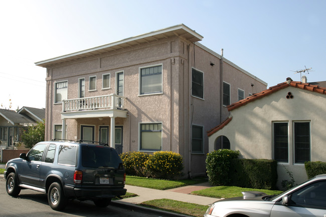 1109-1125 Loma Ave in Long Beach, CA - Foto de edificio - Building Photo