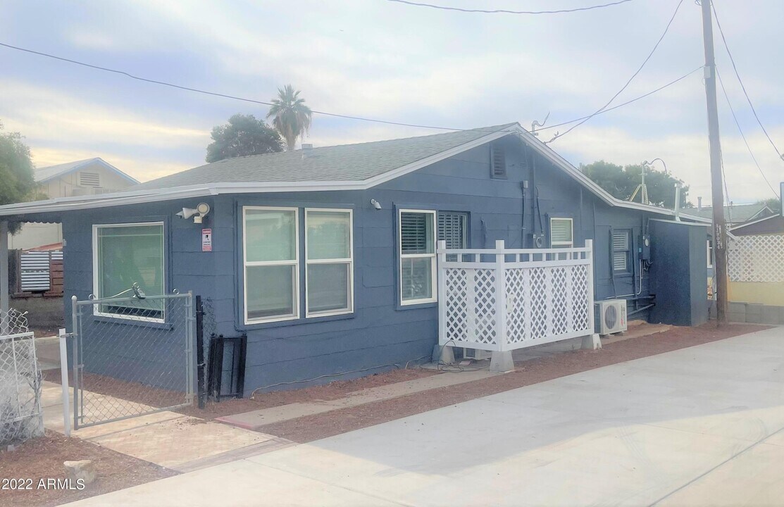9028 N 11th St-Unit -1B in Phoenix, AZ - Building Photo