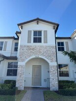 2894 SE 26th Ter in Homestead, FL - Building Photo