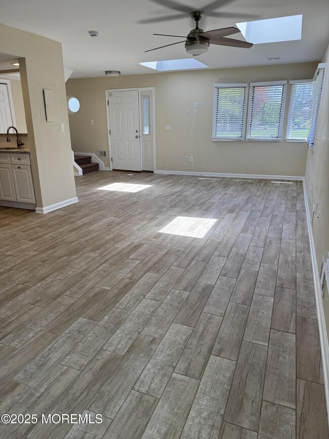 property at 71 Brandywine Ct