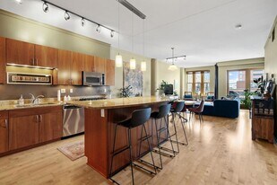 401 N 2nd St in Minneapolis, MN - Building Photo