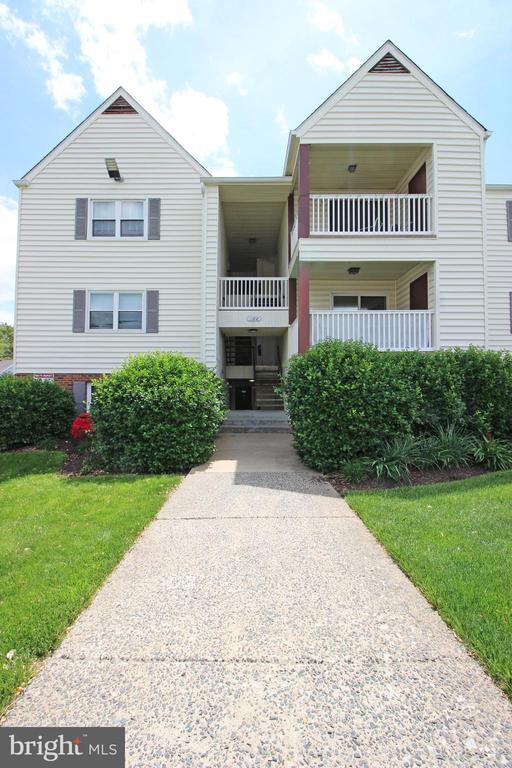 property at 102 Chesterfield Ln