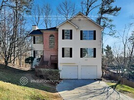 2046 Arbor Forest Dr SW in Marietta, GA - Building Photo