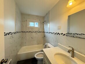 42 Florence St in Quincy, MA - Building Photo - Building Photo