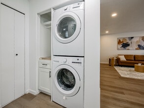 Z on Plymouth Luxury Apartments in Plymouth, MI - Building Photo - Building Photo