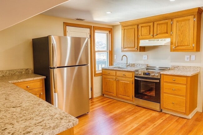 property at 44 Ferndale Rd