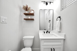 5502 Wheatley St in Houston, TX - Building Photo