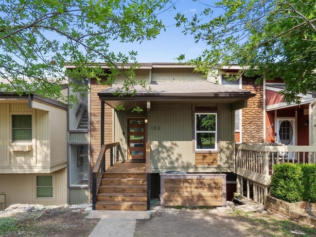 property at 103 Comanche Dr