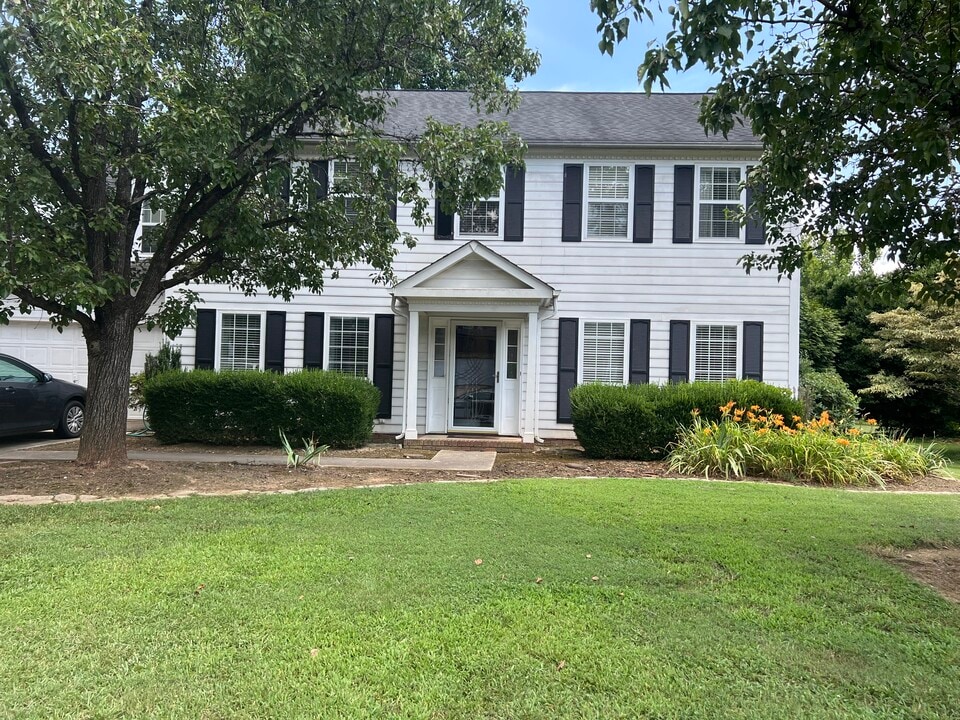 13500 Walkers Creek Dr, Unit #1 in Charlotte, NC - Foto de edificio