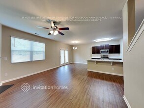 956 Lilfield Ln in Atlanta, GA - Building Photo - Building Photo