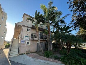 3735 S Canfield Ave in Los Angeles, CA - Building Photo - Building Photo