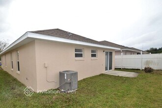 2413 Ruddenstone Way in Kissimmee, FL - Building Photo - Building Photo
