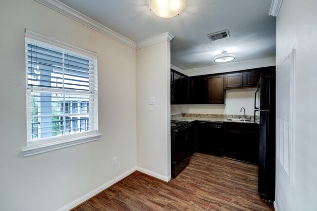 427 W 16th St in Houston, TX - Foto de edificio - Building Photo