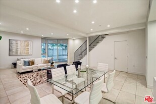 1125 Kings Rd in West Hollywood, CA - Building Photo - Building Photo