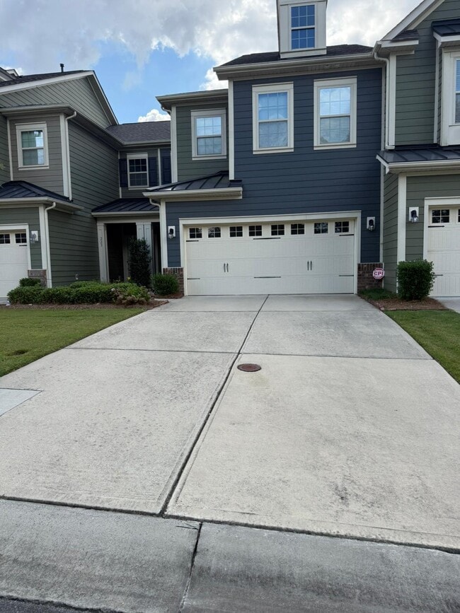 property at 225 Butterfly Pl