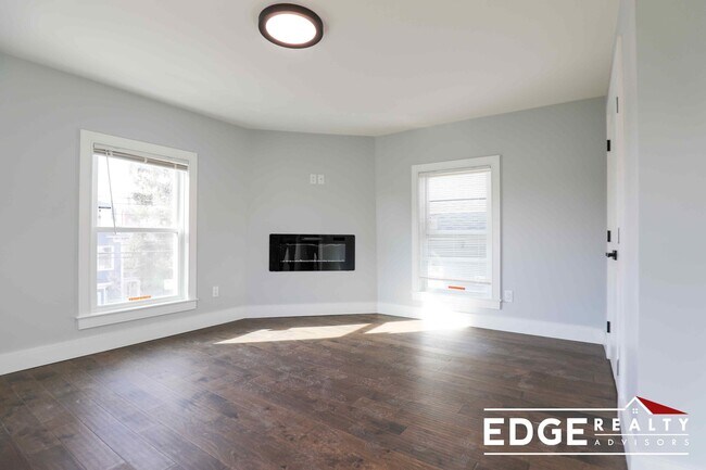 115 Summer St, Unit 1 in Watertown, MA - Building Photo - Building Photo