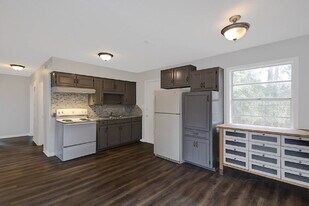 1312 Celeste Dr in Columbus, GA - Building Photo